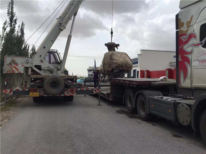 曲松县狭窄场地（如小区、车间）适合用哪种吊车？